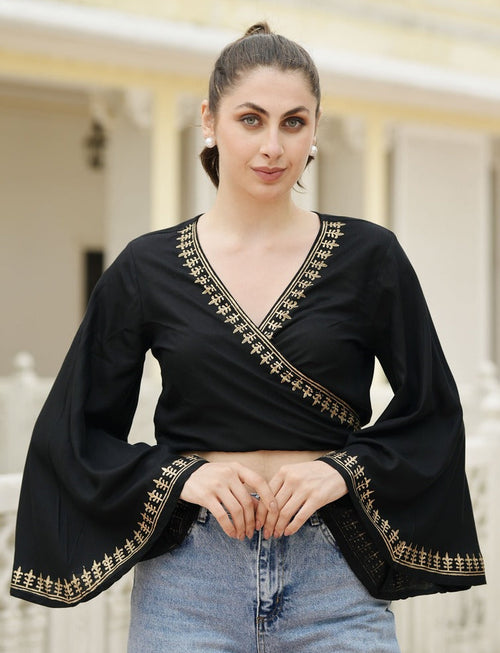 Top / Tunics & Kurtis